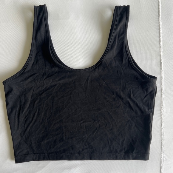 Buffbunny Collection Tops - Buff bunny black crop top